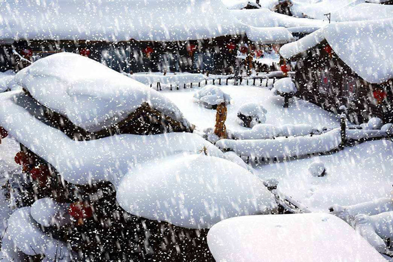 好的斷橋鋁門窗，讓你賞雪的姿態(tài)更加從容！